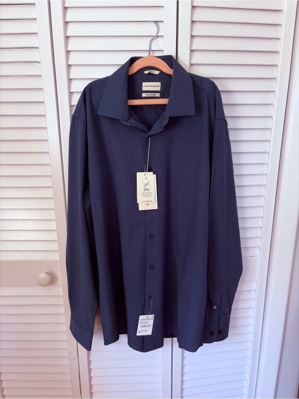 Men's large Lucky Brand blue patterned dress shirt